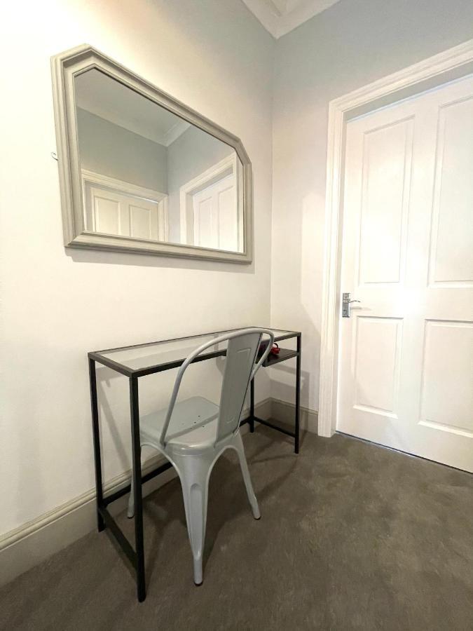 Great Located Victorian House With Amenities *